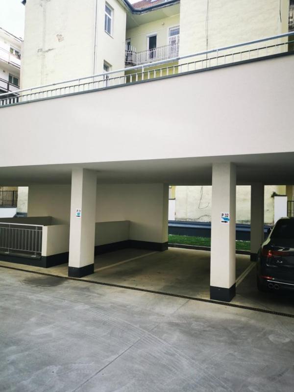 Teleki40 Apartman Gyor Central, Free Parking, Terrace 外观 照片