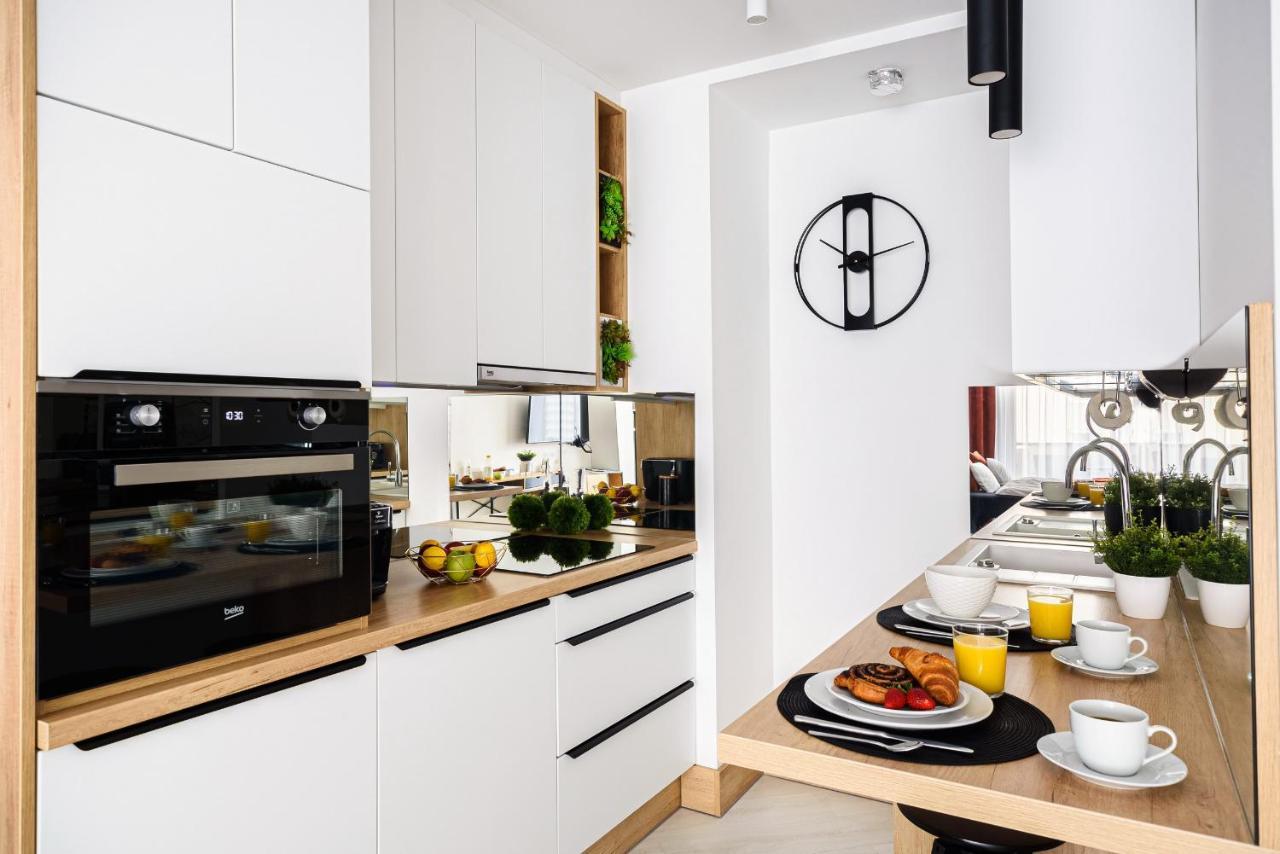 Teleki40 Apartman Gyor Central, Free Parking, Terrace 外观 照片