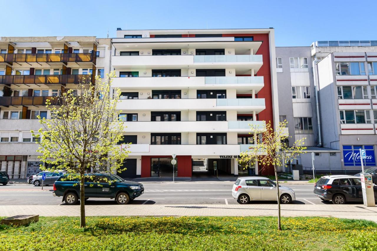 Teleki40 Apartman Gyor Central, Free Parking, Terrace 外观 照片